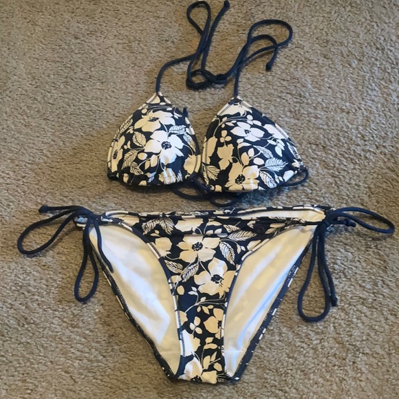 abercrombie and fitch bathing suits